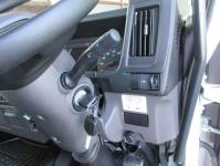 Isuzu Forward 2025