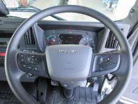 Isuzu Forward 2025
