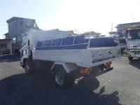 Isuzu Forward 2012