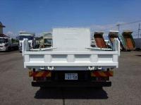 Isuzu Forward 2017