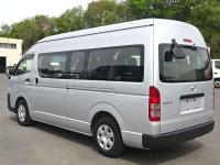Toyota Hiace Commuter VAN 2021