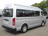 Toyota Hiace Commuter VAN 2021