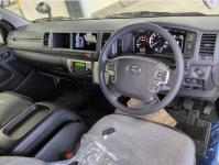 Toyota Hiace Commuter VAN 2026