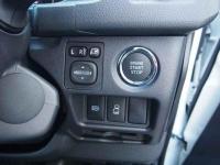Toyota Hiace Commuter VAN 2026