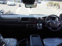 Toyota Hiace Commuter VAN 2026