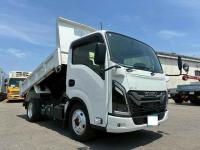 Isuzu ELF 2024