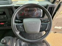 Isuzu ELF 2024