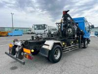 Isuzu Forward 2003