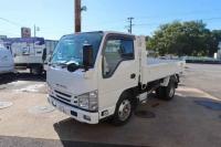 Isuzu ELF 2016