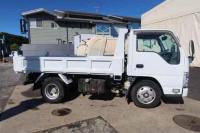 Isuzu ELF 2016