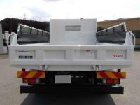 Isuzu Forward 2025