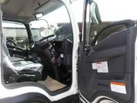 Isuzu Forward 2025