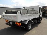 Isuzu Forward 2025