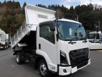 Isuzu Forward 2025