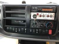 Hino Dutro 2025