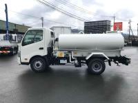 Hino Dutro 2025