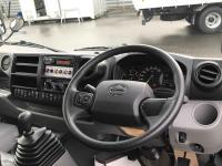 Hino Dutro 2025