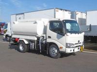Hino Dutro 2025