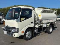 Hino Dutro 2025