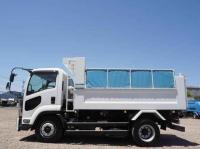 Isuzu Forward 2024