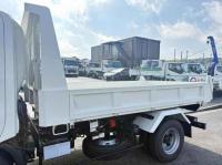 Hino Dutro 2026