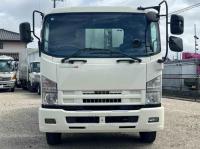 Isuzu Forward 2010