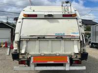 Isuzu Forward 2010