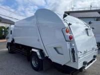 Isuzu Forward 2009