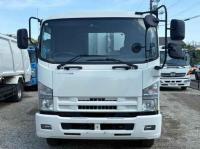 Isuzu Forward 2010