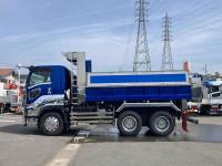 Isuzu GIGA 2022