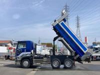 Isuzu GIGA 2022