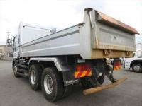 Isuzu GIGA 2021