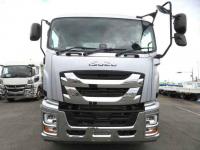 Isuzu GIGA 2021
