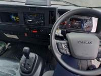 Isuzu ELF 2025