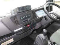 Isuzu ELF 2024