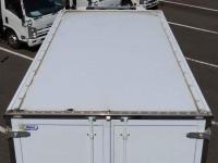 Isuzu ELF 2024