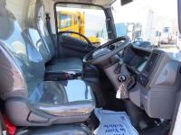 Isuzu ELF 2024