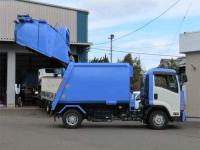 Isuzu Forward 2022