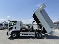 Isuzu Forward 2025