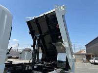 Isuzu Forward 2025