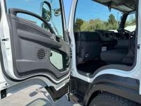 Isuzu Forward 2025