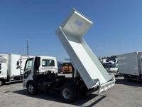 Mitsubishi FUSO FIGHTER 2025