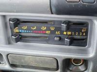 Isuzu ELF 2003