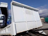 Isuzu ELF 2003