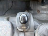 Isuzu ELF 2004