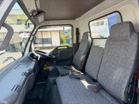 Isuzu ELF 2004