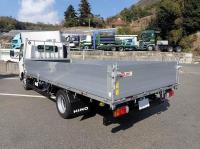 Hino Dutro 2025