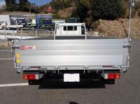 Hino Dutro 2025