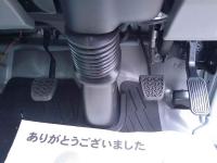 Hino Dutro 2025