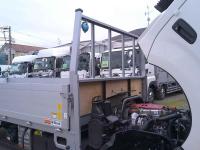 Hino Dutro 2025